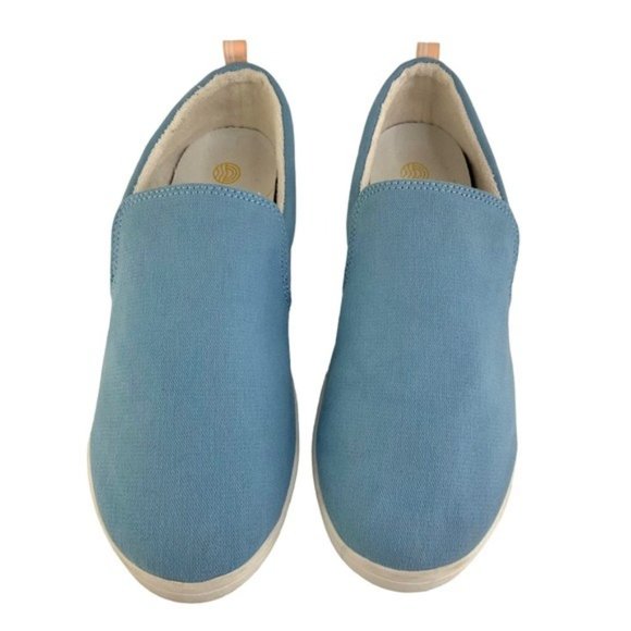 Vionic Blue Denim Chambray Marshall Flats - Picture 2 of 6